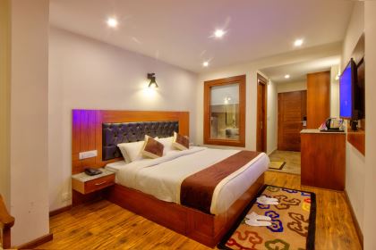 The Husky Lodge and Cafe Manali