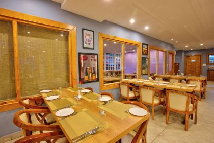 The Husky Lodge and Cafe Manali