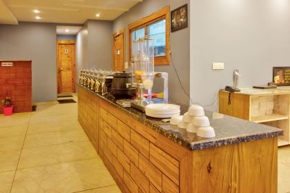 The Husky Lodge and Cafe Manali